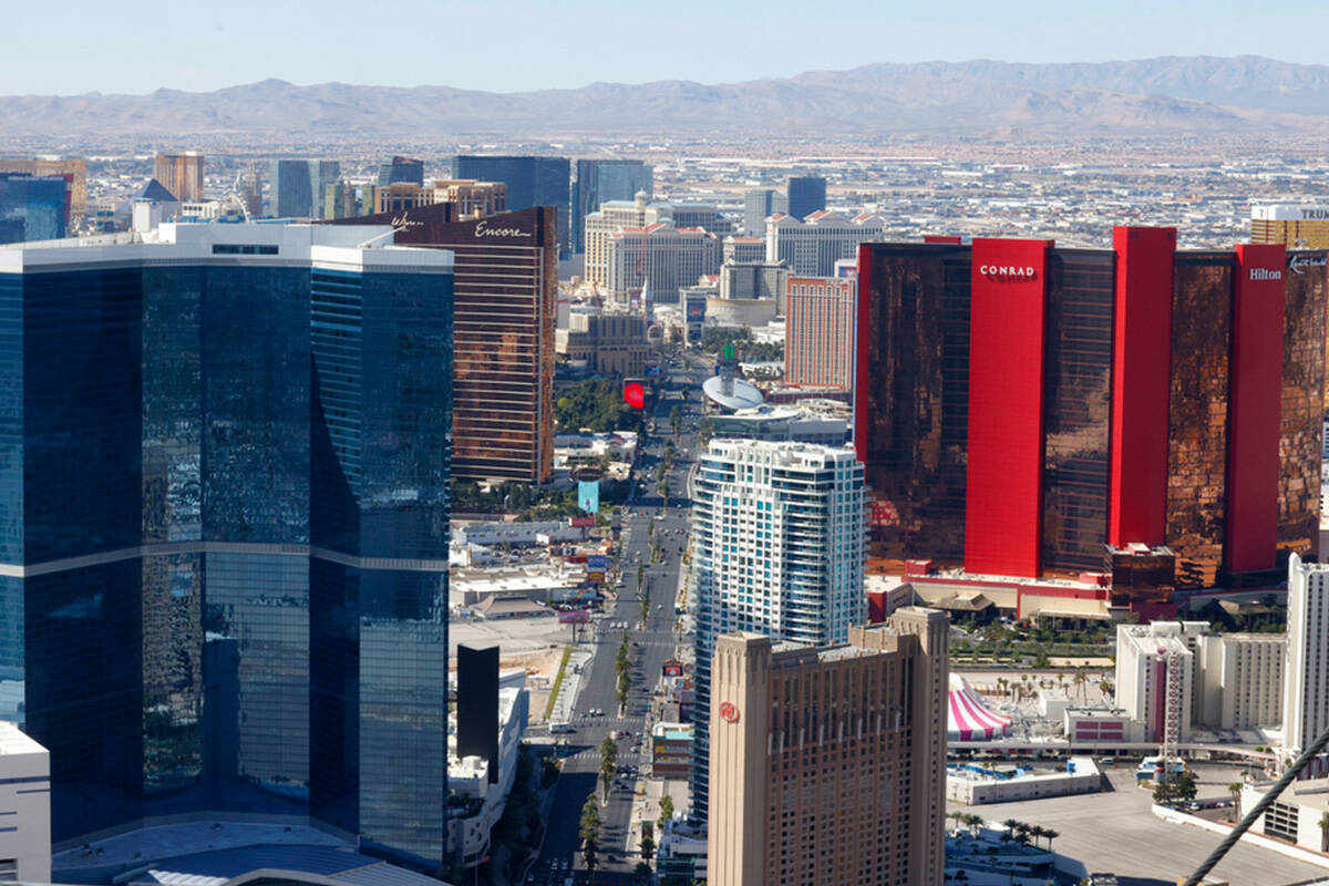 A Las Vegas Vegas Strip é retratada, na segunda-feira, 8 de abril de 2024, em Las Vegas. (Bizuayehu Tesfa...