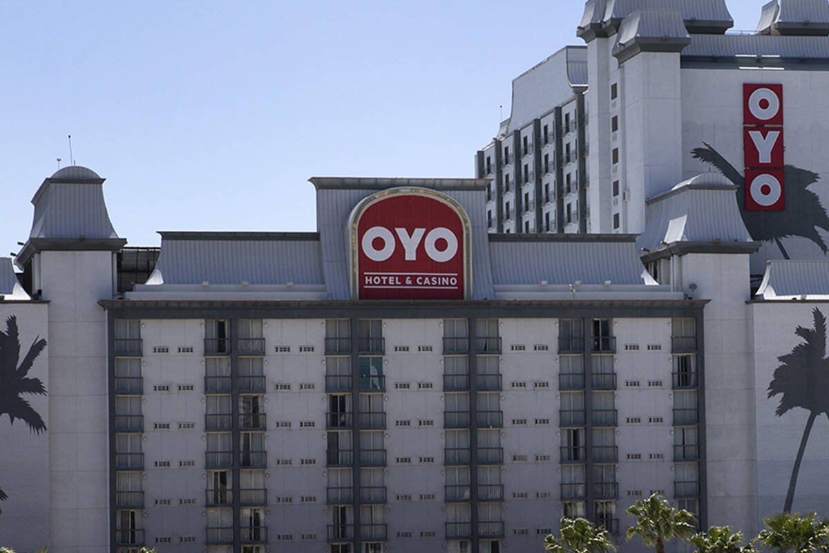 O hotel-cassino Oyo teve problemas de serviço em vários elevadores do hotel, de acordo com ...