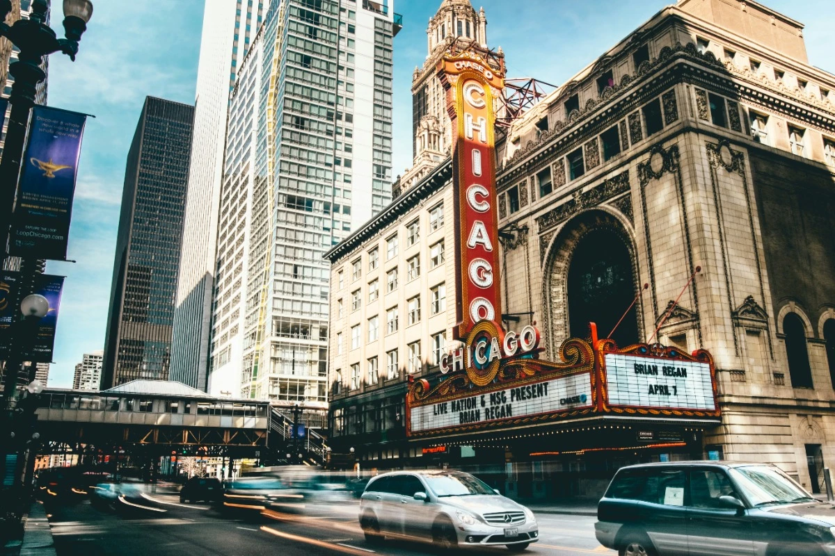 marquês de chicago no edifício do teatro