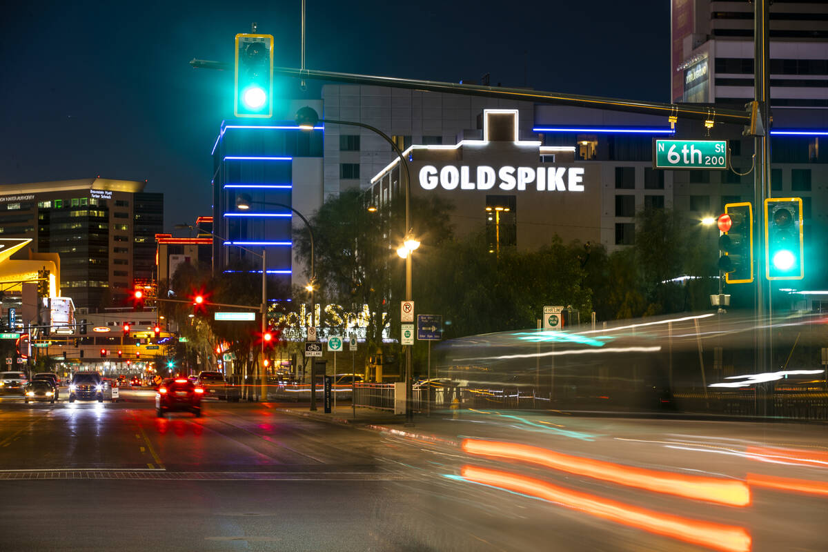 Gold Spike no centro da cidade fotografado na terça-feira, 1º de dezembro de 2020, em Las Vegas. (L.E. Baskow/Las Vegas ...